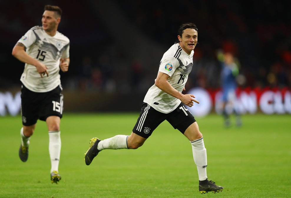 荷兰队客场战胜对手，欧预赛成绩喜人的简单介绍